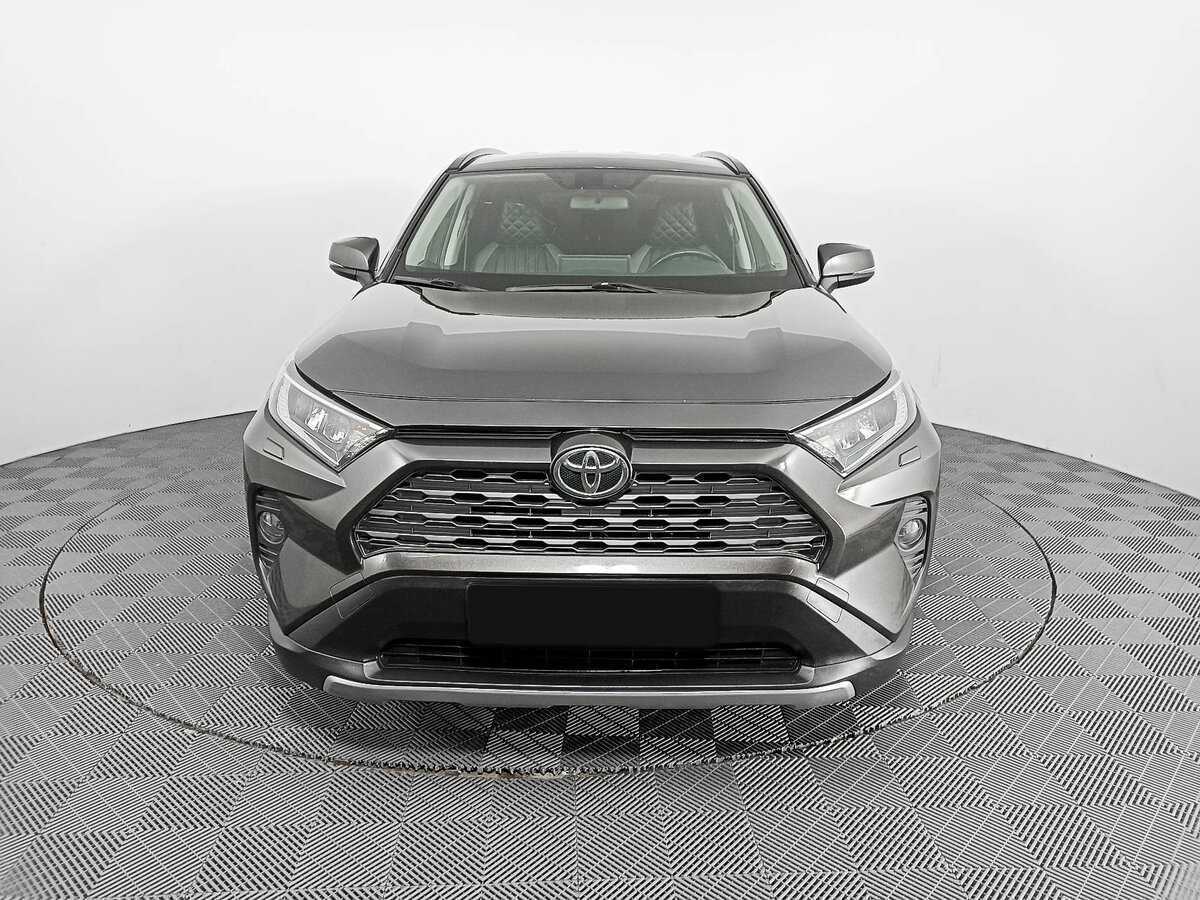 Toyota RAV4 2019 года с пробегом. Фото: #1