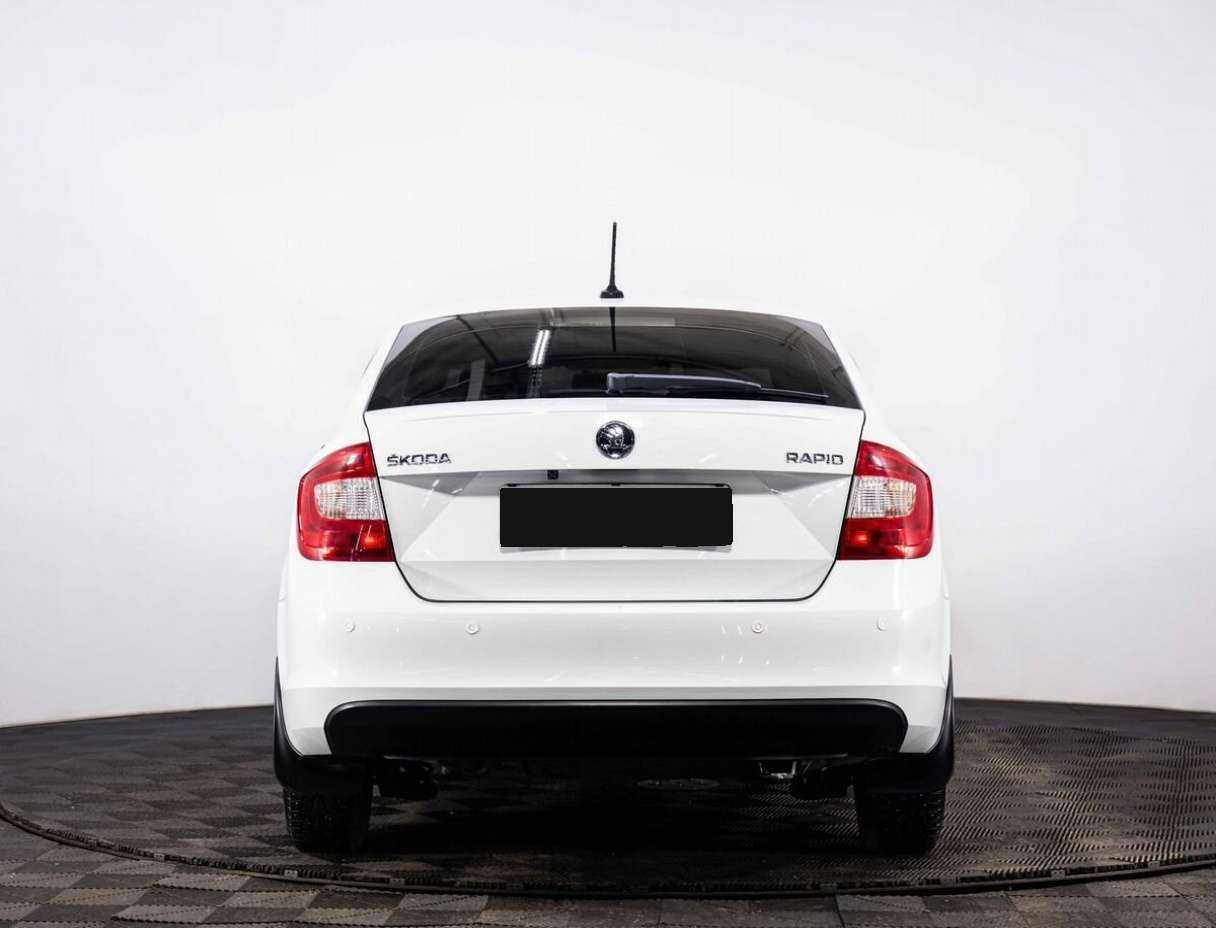 Skoda Rapid 2017 года с пробегом. Фото: #4
