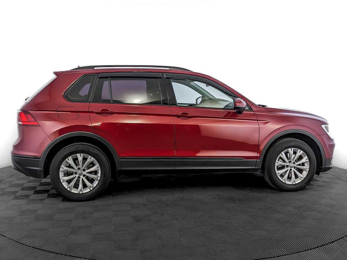 Volkswagen Tiguan 2017 года с пробегом. Фото: #3