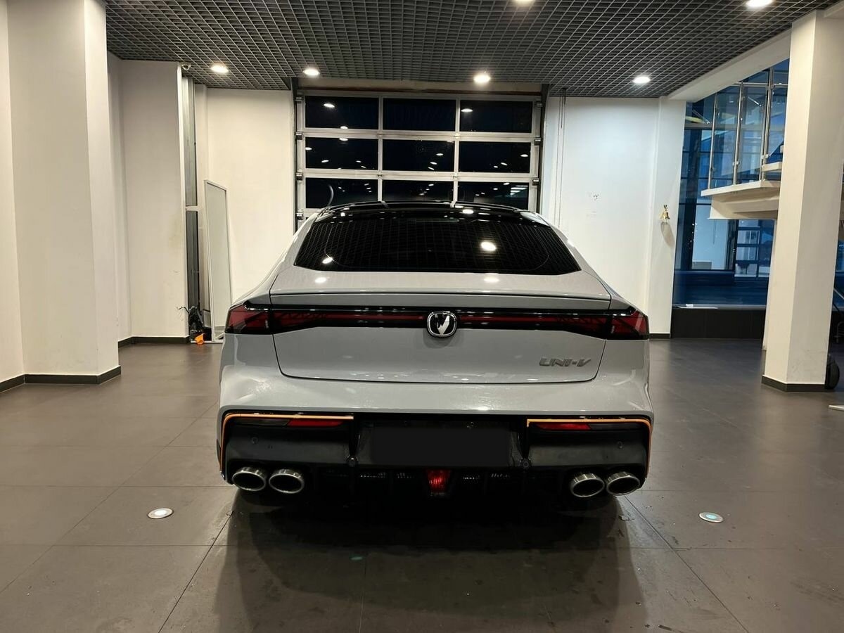 Changan UNI-V 2023 года с пробегом. Фото: #2