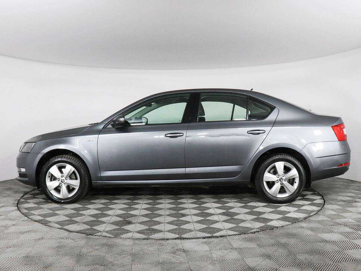Skoda Octavia 2020 года с пробегом. Фото: #6