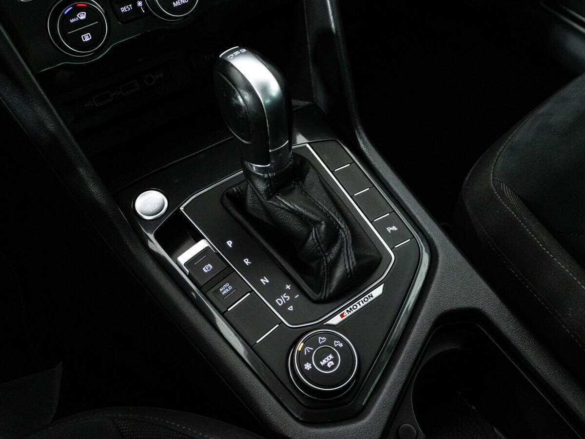 Volkswagen Tiguan 2018 года с пробегом. Фото: #16