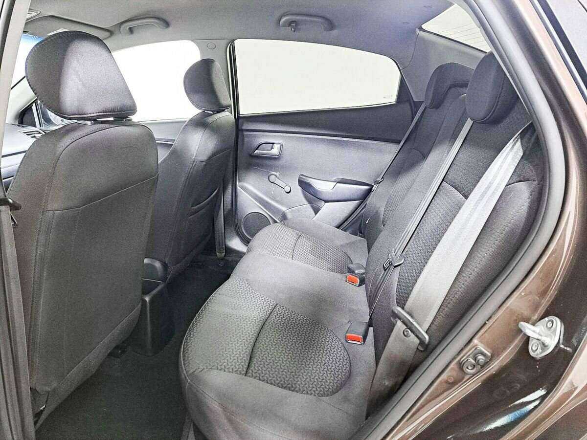 Kia Rio 2015 года с пробегом. Фото: #9