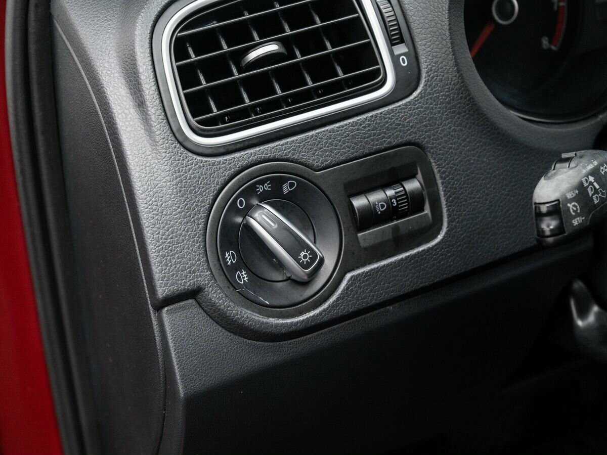 Volkswagen Polo 2017 года с пробегом. Фото: #13