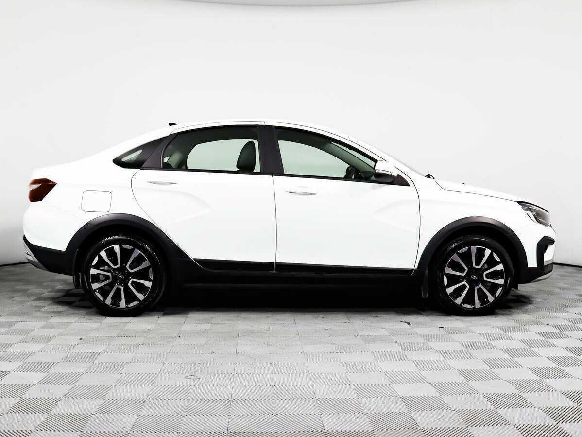 Lada (ВАЗ) Vesta 2023 года с пробегом. Фото: #3