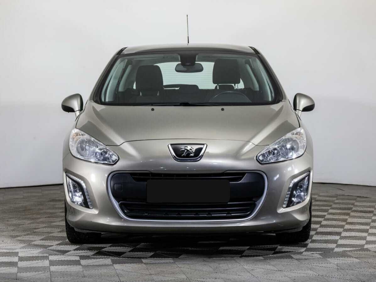 Peugeot 308 2013 года с пробегом. Фото: #1