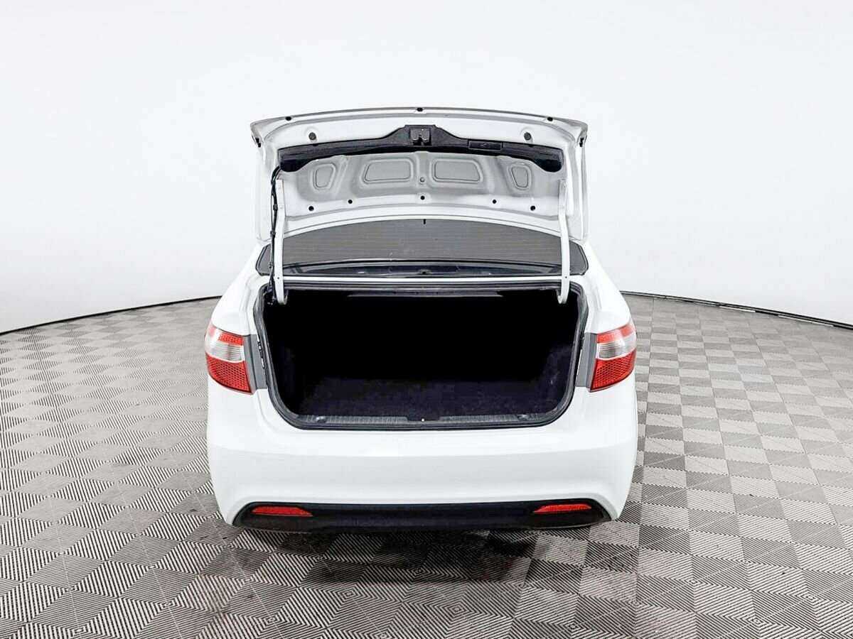 Kia Rio 2013 года с пробегом. Фото: #9