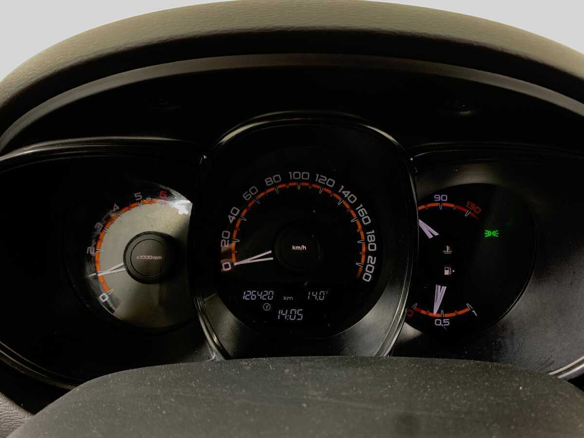 Lada (ВАЗ) Vesta 2018 года с пробегом. Фото: #14