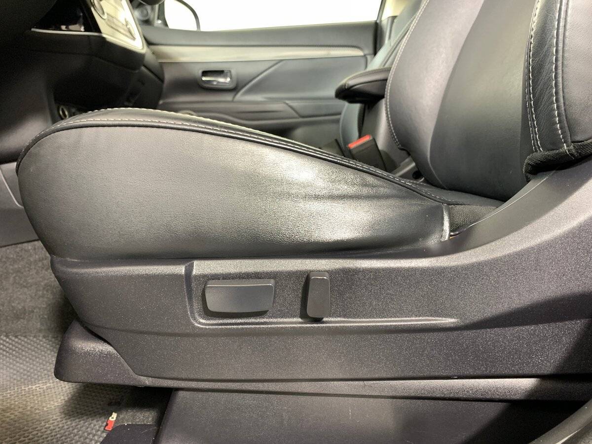 Mitsubishi Outlander 2020 года с пробегом. Фото: #15