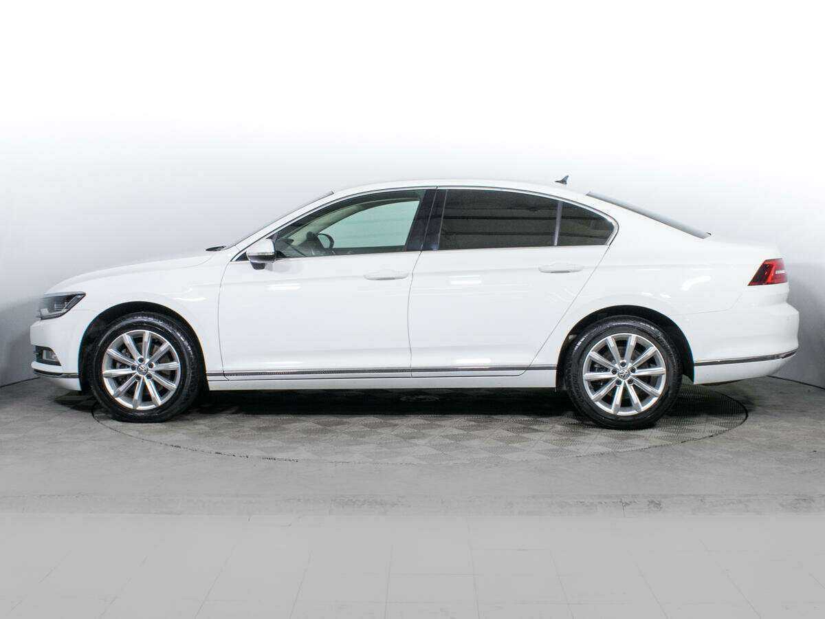 Volkswagen Passat 2017 года с пробегом. Фото: #6