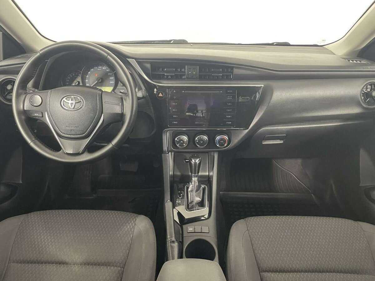Toyota Corolla 2017 года с пробегом. Фото: #6