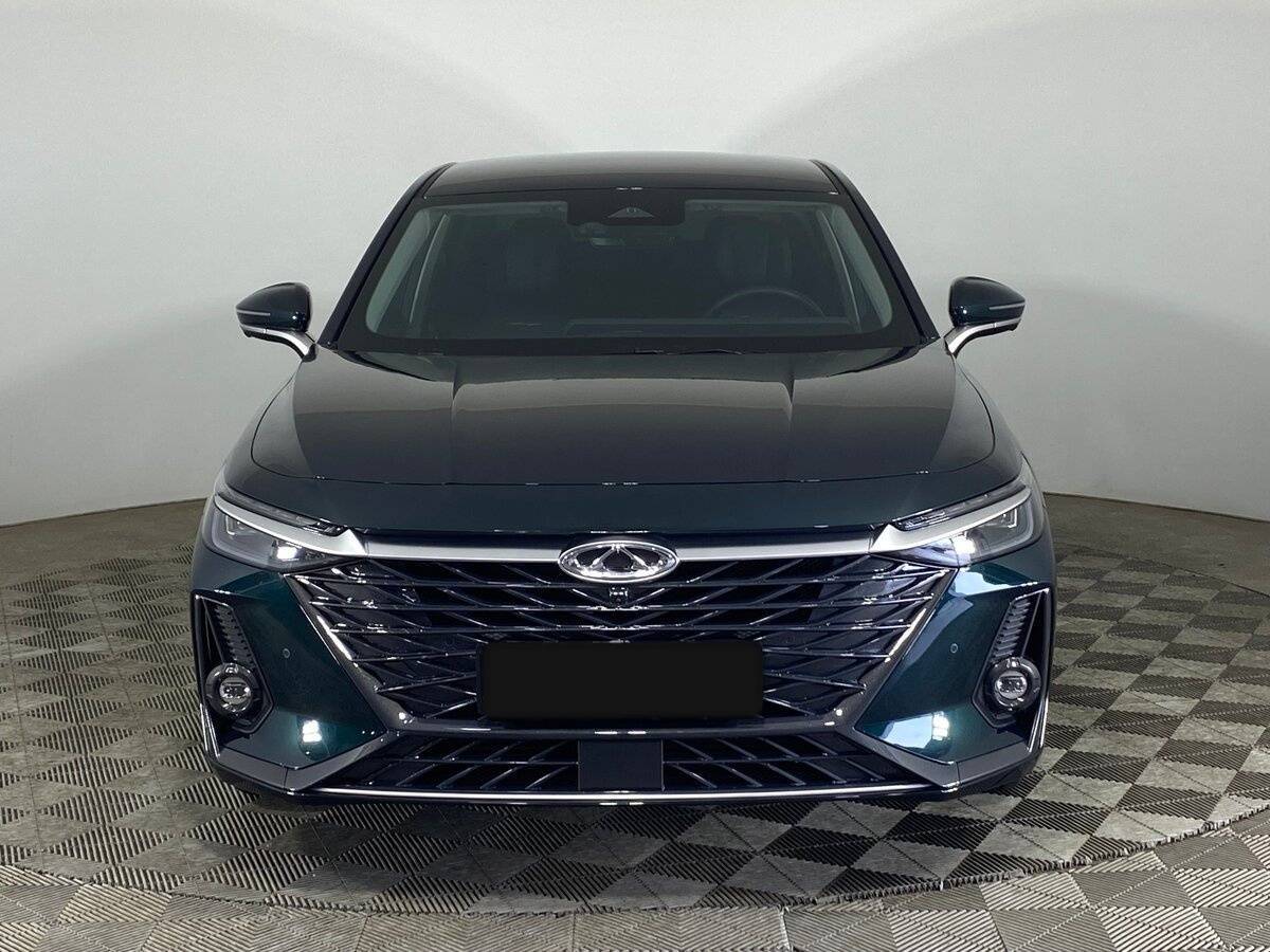 Chery Arrizo 8 2023 года с пробегом. Фото: #1