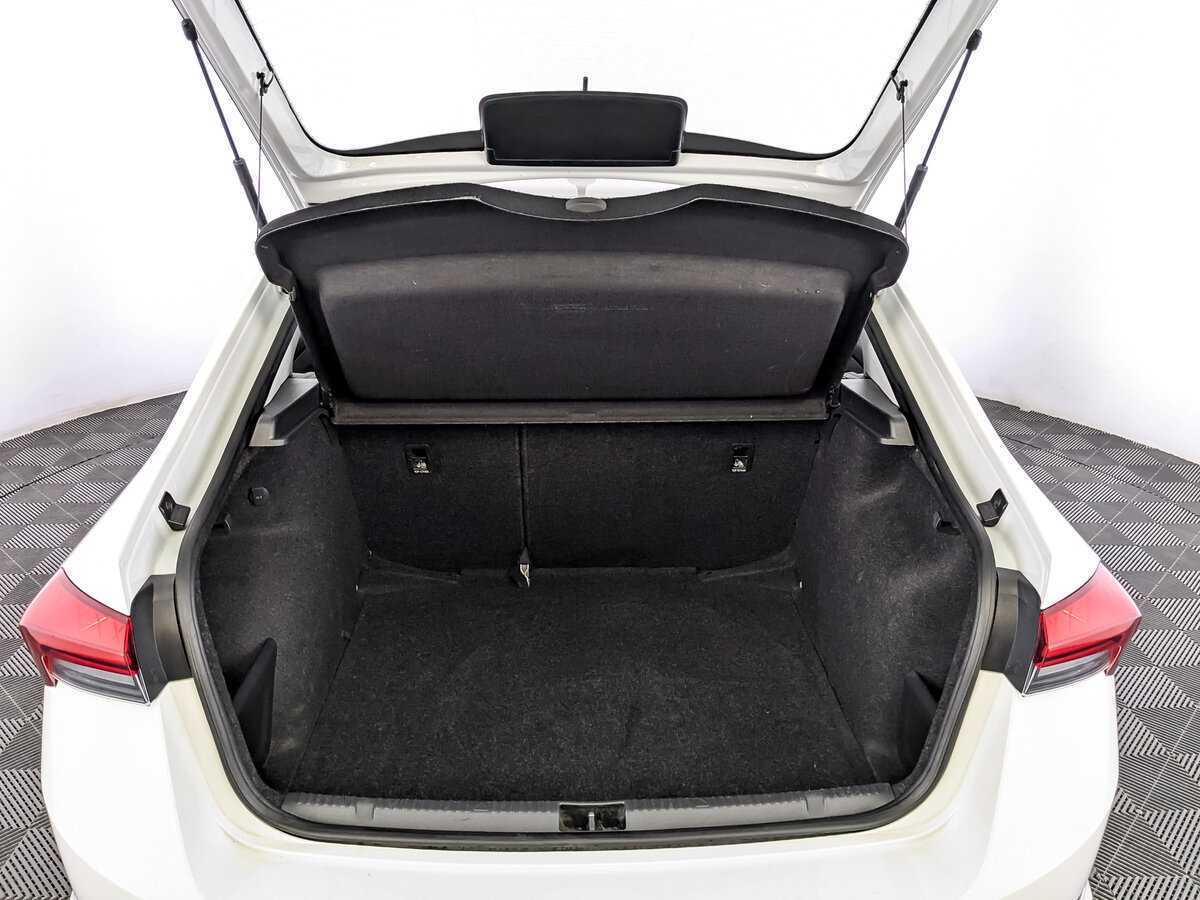 Skoda Rapid 2020 года с пробегом. Фото: #9