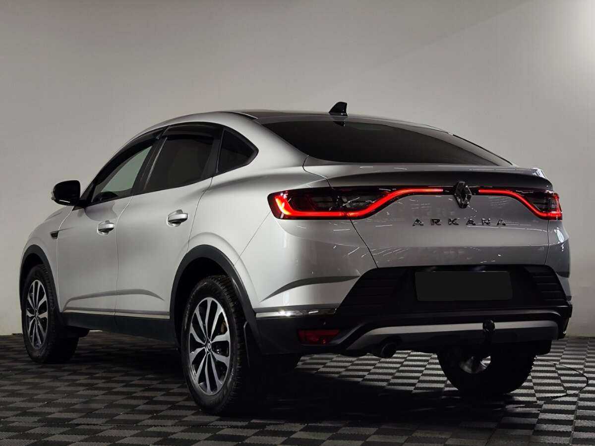 Renault Arkana 2021 года с пробегом. Фото: #2