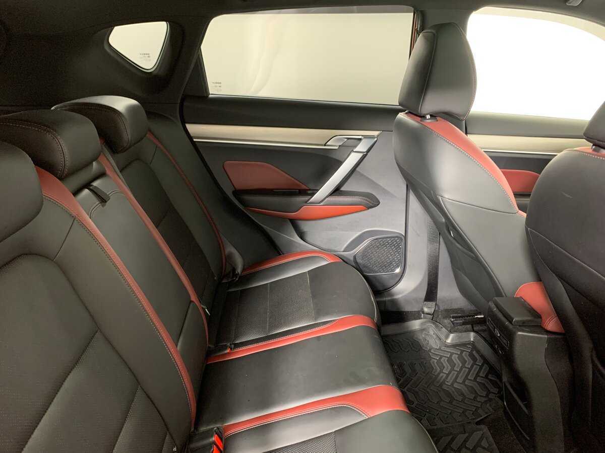 Geely Coolray 2020 года с пробегом. Фото: #17