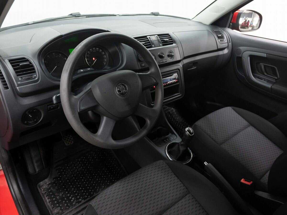 Skoda Fabia 2013 года с пробегом. Фото: #7