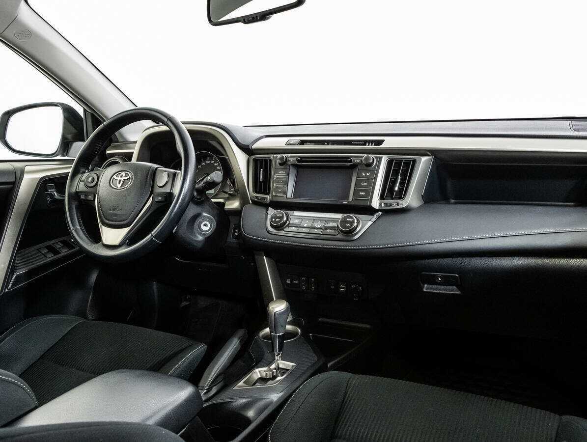 Toyota RAV4 2013 года с пробегом. Фото: #6