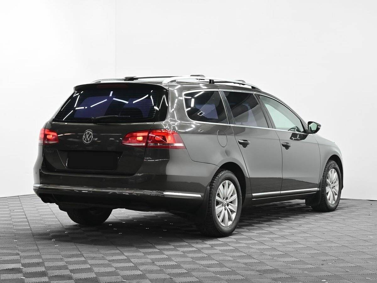 Volkswagen Passat 2012 года с пробегом. Фото: #3