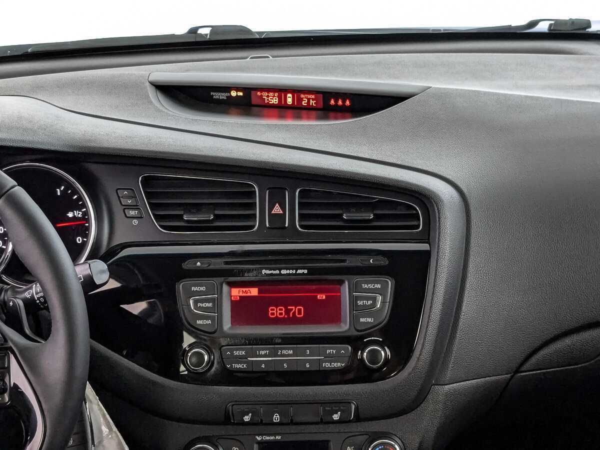 Kia Ceed 2013 года с пробегом. Фото: #12