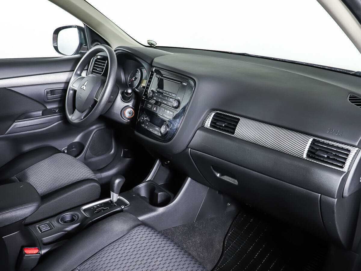 Mitsubishi Outlander 2012 года с пробегом. Фото: #8