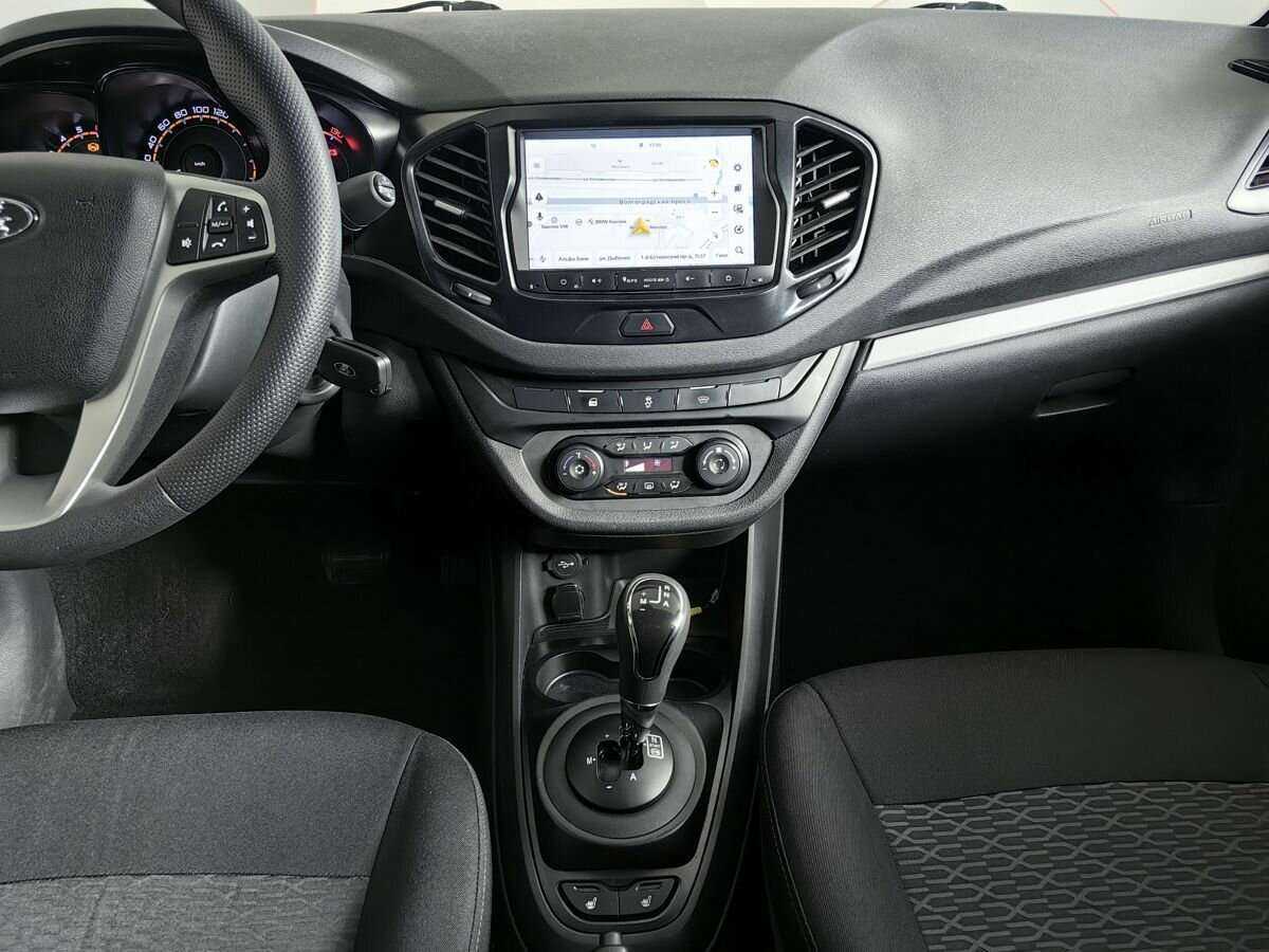 Lada (ВАЗ) Vesta 2018 года с пробегом. Фото: #9