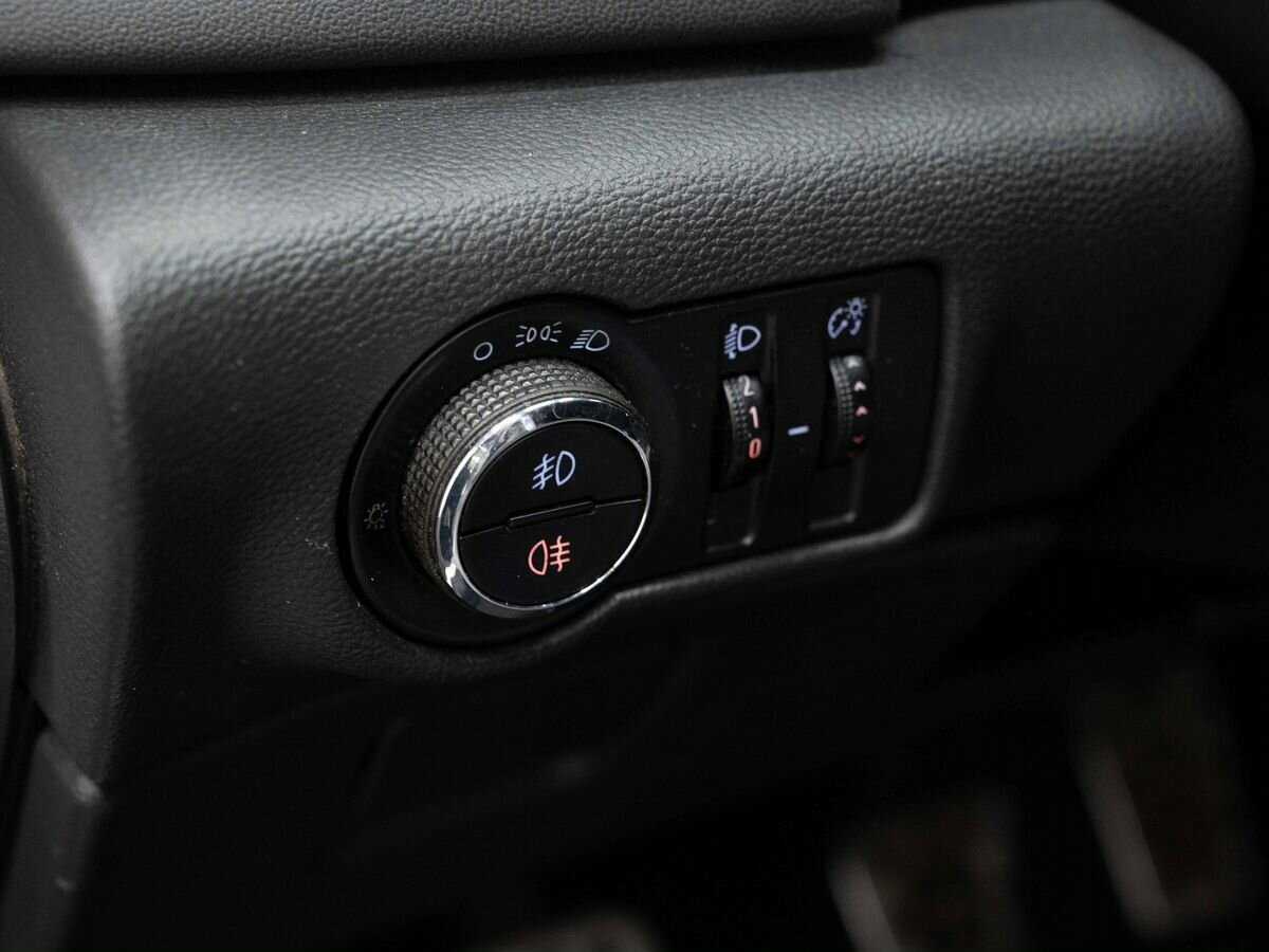 Opel Astra 2013 года с пробегом. Фото: #17