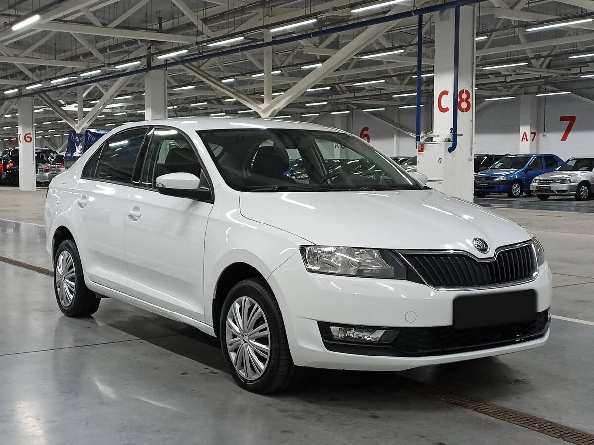 Skoda Rapid 2018 года с пробегом. Фото: #2