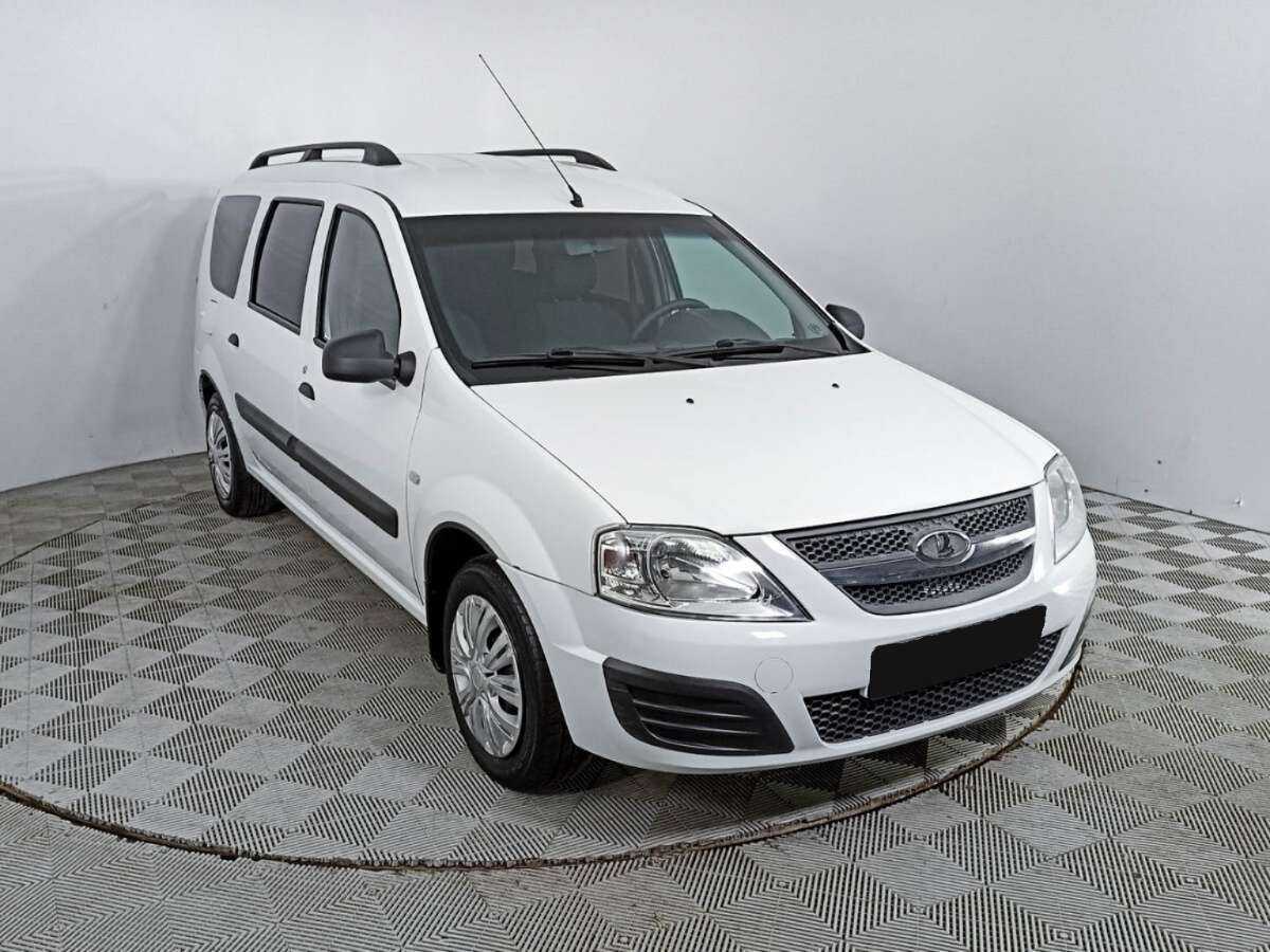 Lada (ВАЗ) Largus 2017 года с пробегом. Фото: #2