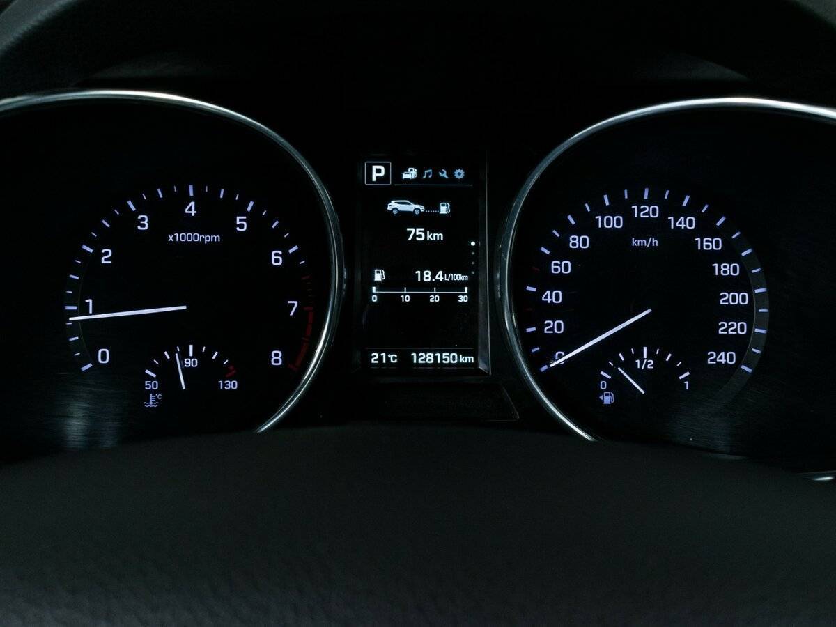 Hyundai Santa Fe 2016 года с пробегом. Фото: #12