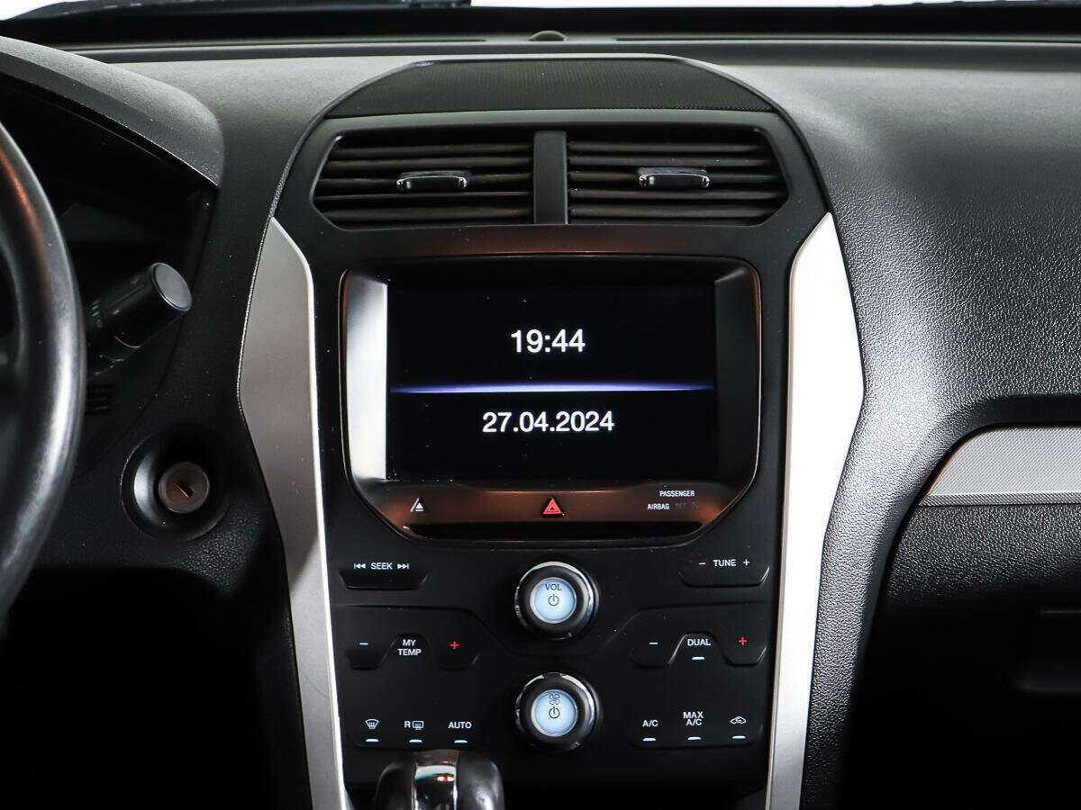 Ford Explorer 2013 года с пробегом. Фото: #11