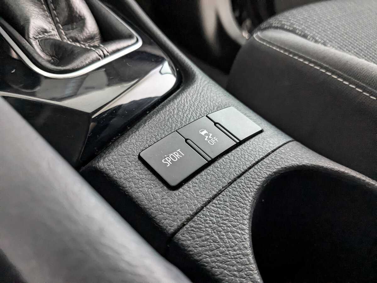 Toyota Corolla 2017 года с пробегом. Фото: #21