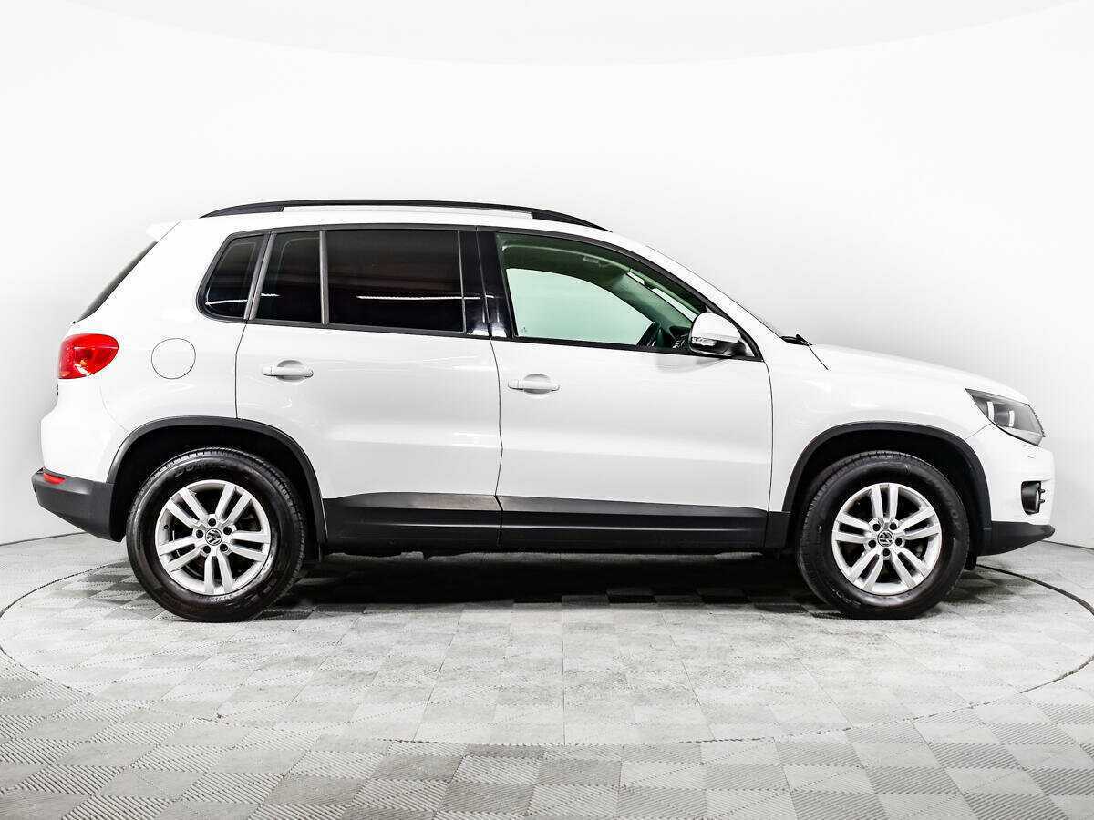 Volkswagen Tiguan 2015 года с пробегом. Фото: #3