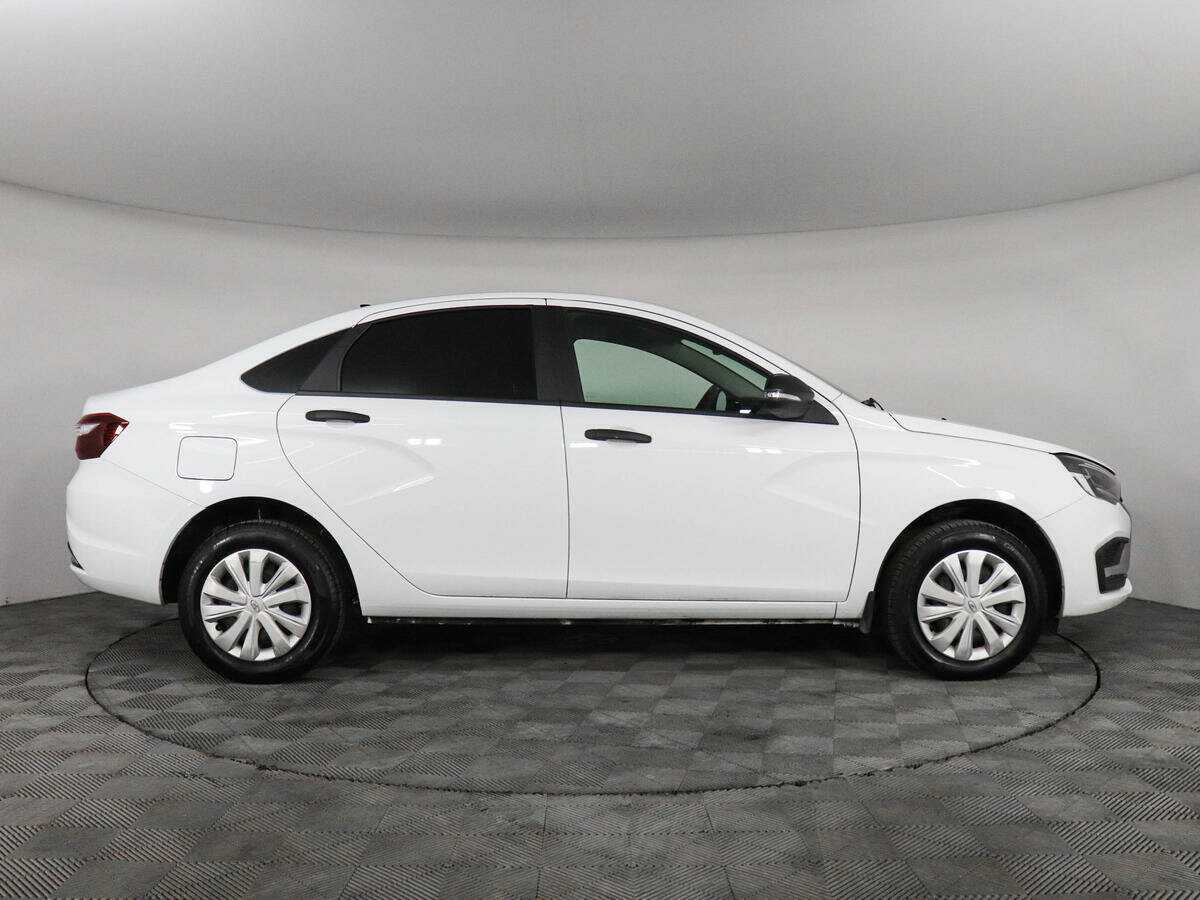 Lada (ВАЗ) Vesta 2024 года с пробегом. Фото: #3