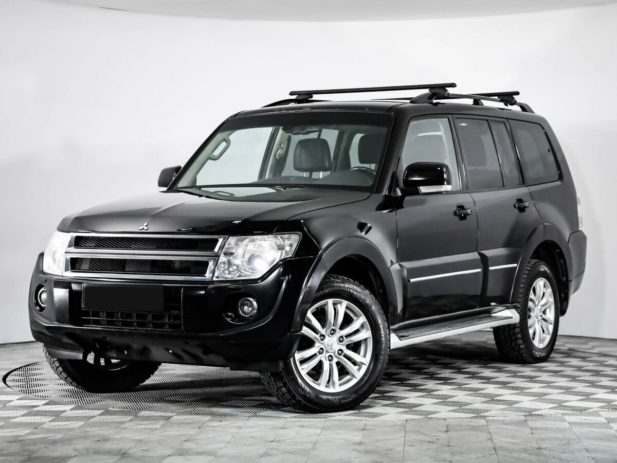 Mitsubishi Pajero 2013 года с пробегом. Посмотреть фото