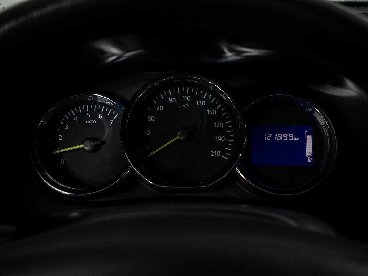 Renault Sandero 2014 года с пробегом. Фото: #11