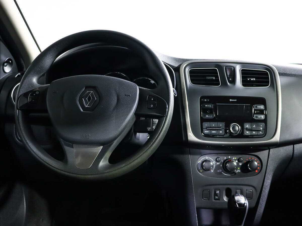 Renault Logan 2017 года с пробегом. Фото: #11