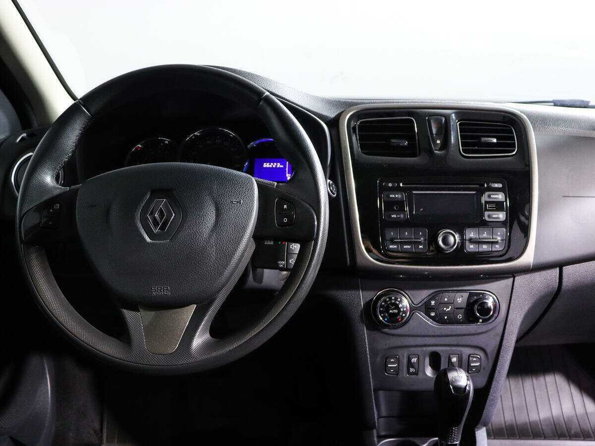 Renault Sandero 2016 года с пробегом. Фото: #11