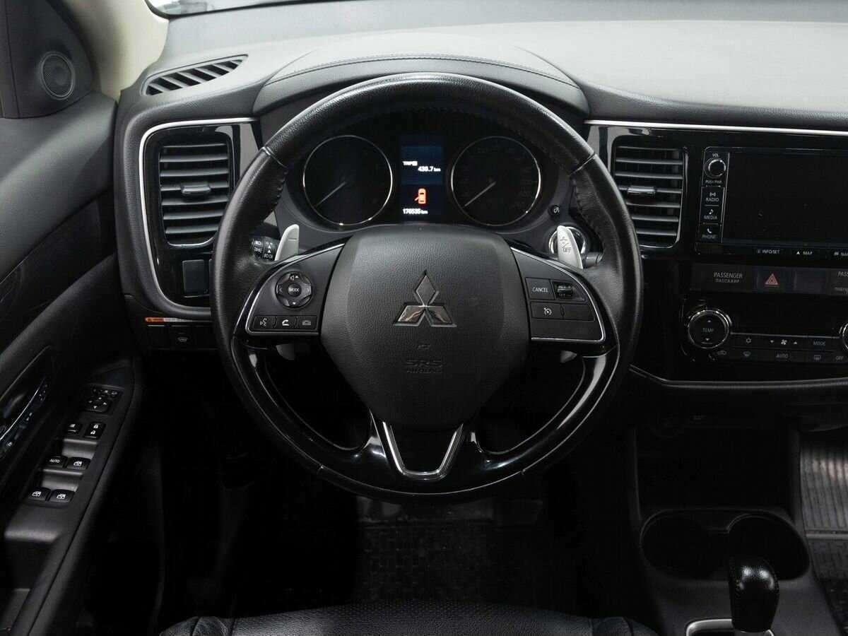 Mitsubishi Outlander 2016 года с пробегом. Фото: #15