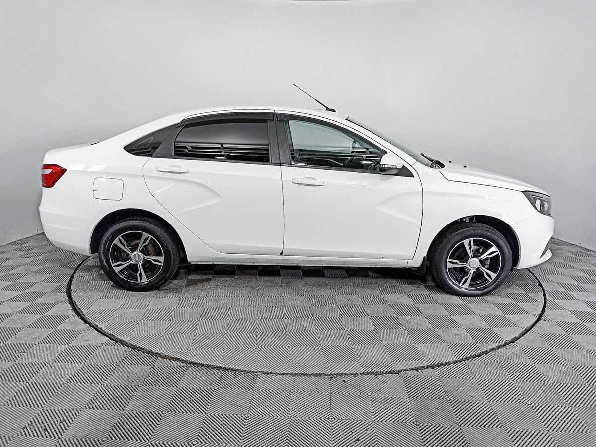 Lada (ВАЗ) Vesta 2017 года с пробегом. Фото: #3