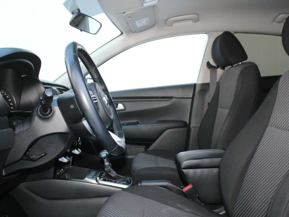 Kia Rio 2018 года с пробегом. Фото: #9