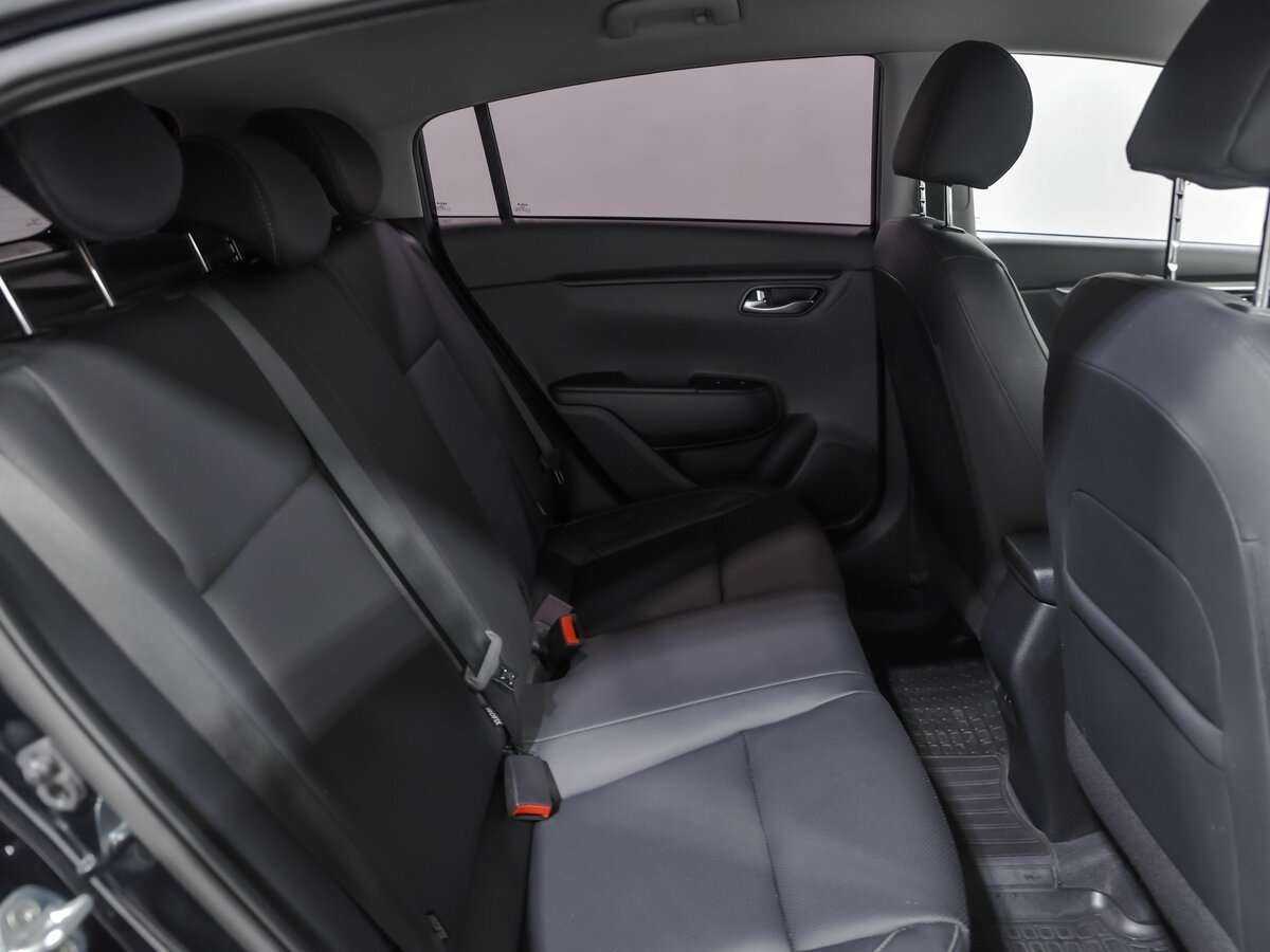 Kia Rio 2021 года с пробегом. Фото: #14