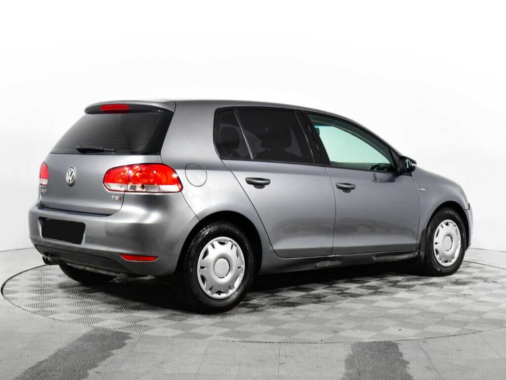 Volkswagen Golf 2012 года с пробегом. Фото: #4