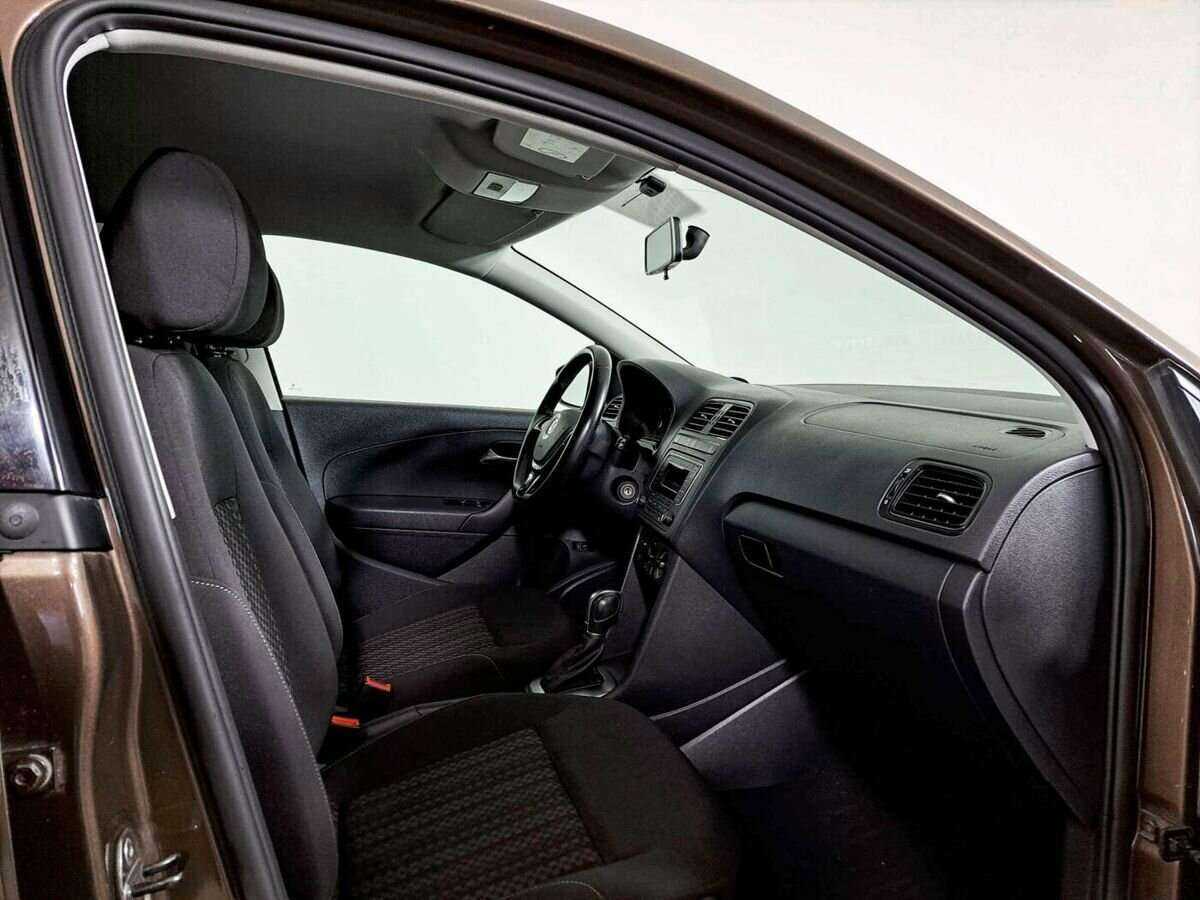 Volkswagen Polo 2016 года с пробегом. Фото: #8