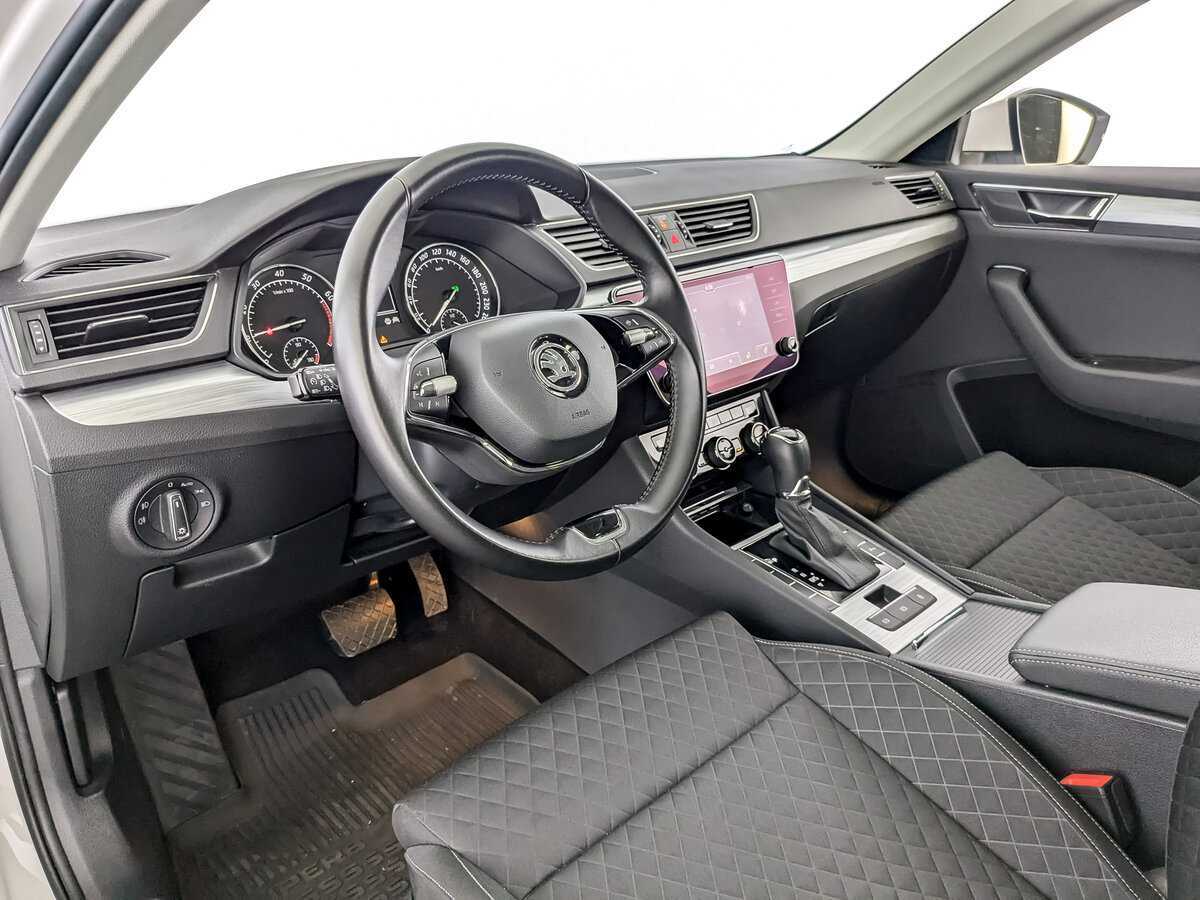 Skoda Superb 2021 года с пробегом. Фото: #13