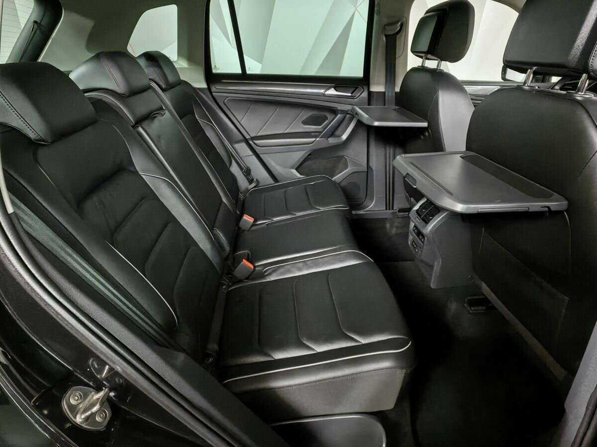 Volkswagen Tiguan 2018 года с пробегом. Фото: #9
