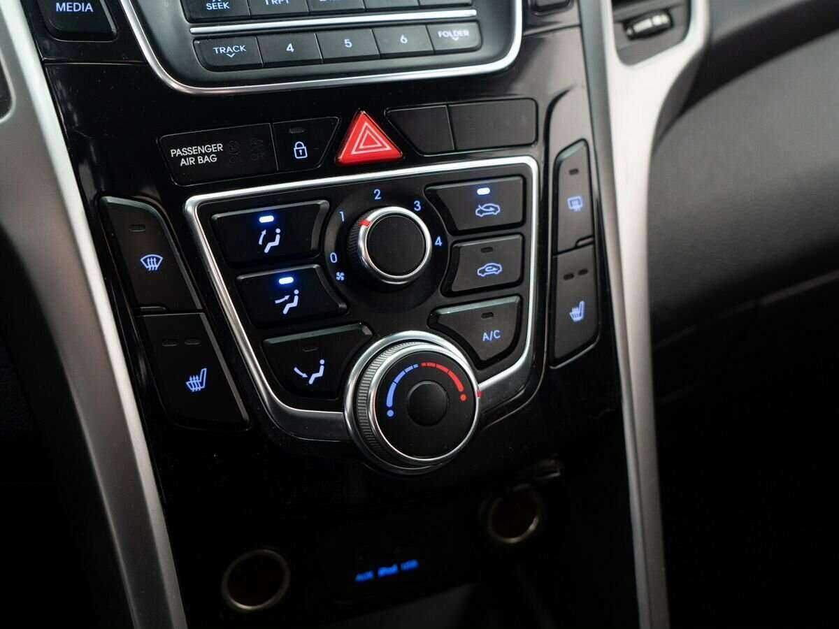 Hyundai i30 2013 года с пробегом. Фото: #10