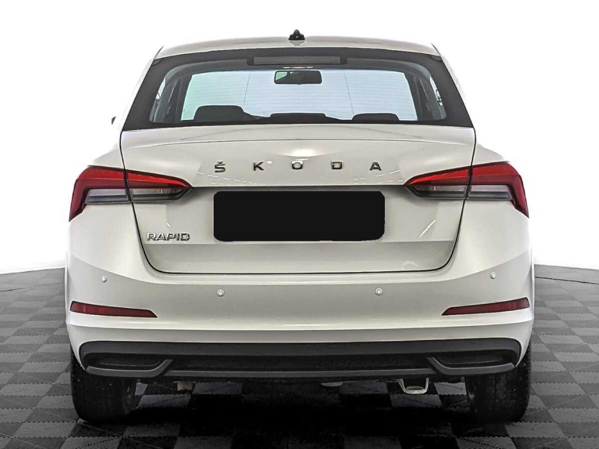 Skoda Rapid 2021 года с пробегом. Фото: #5