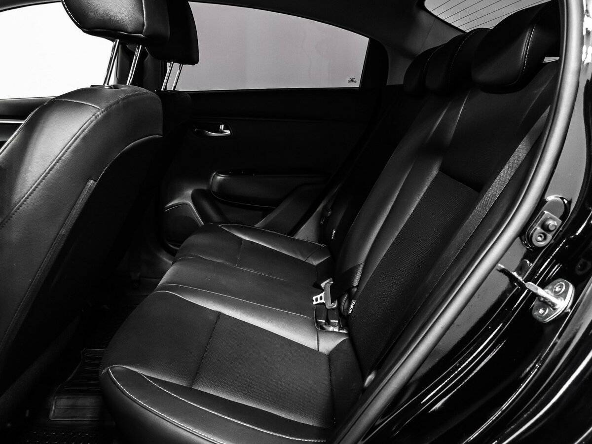 Kia Rio 2022 года с пробегом. Фото: #12