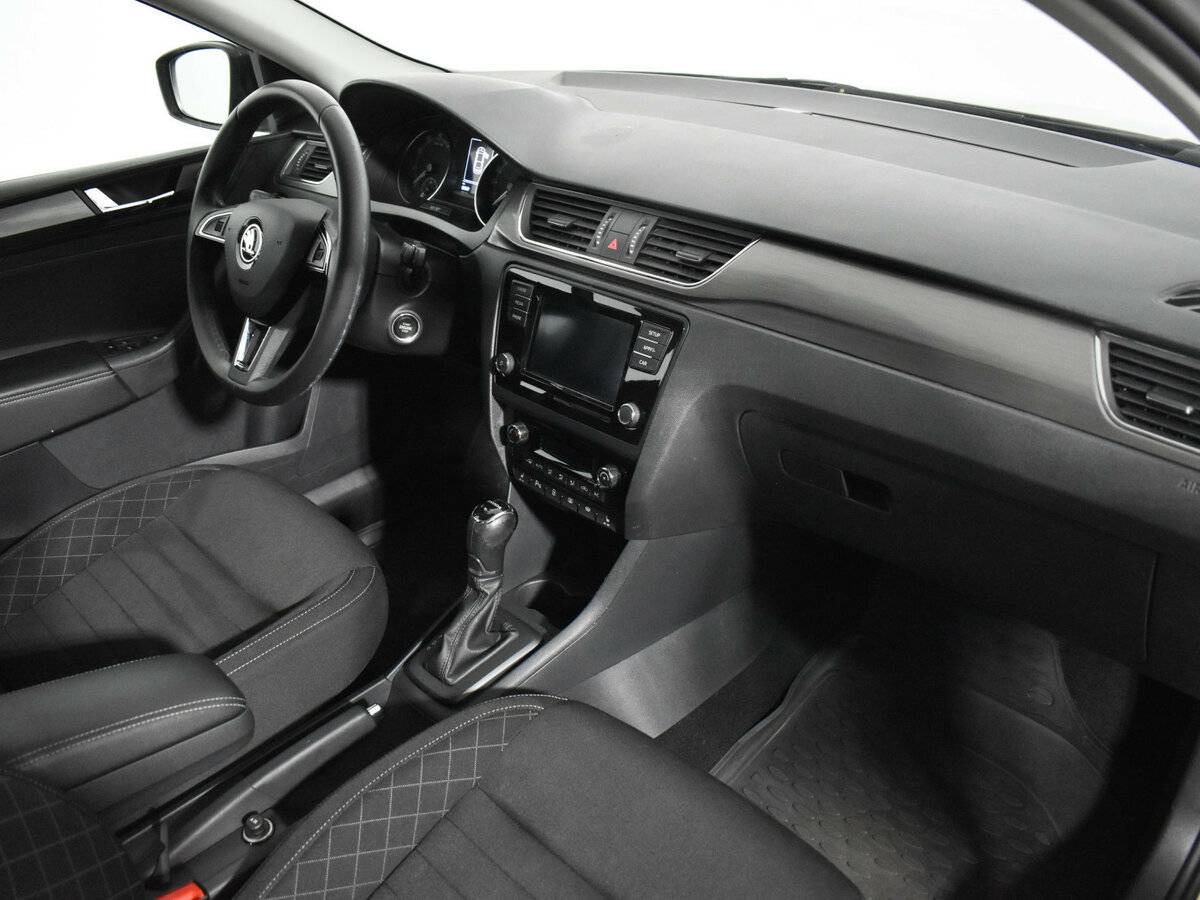 Skoda Rapid 2019 года с пробегом. Фото: #13