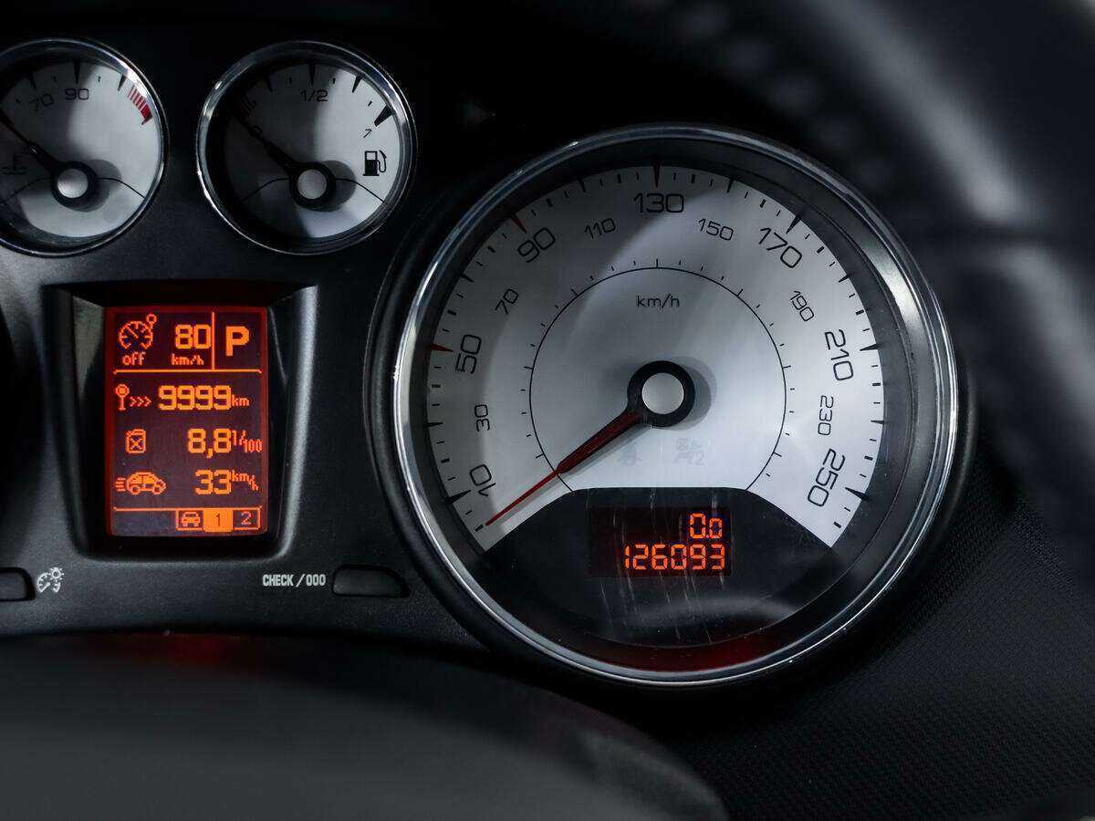 Peugeot 408 2016 года с пробегом. Фото: #15